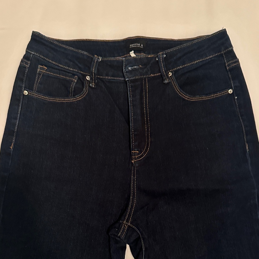 Frayed Hem Dark Blue Jeans